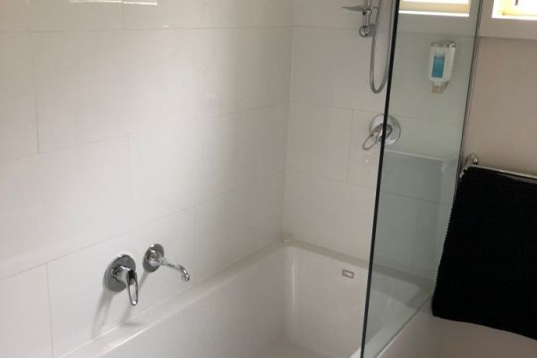 Cabin 13 Bathroom 1000Px