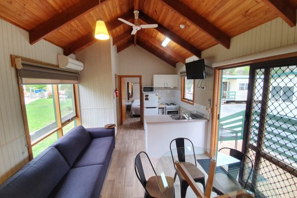 Family Cabin Lounge Room
