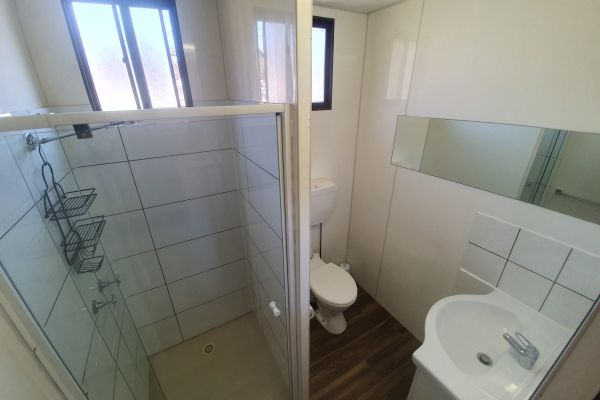 Standard 1 Bedroom Cabin Bathroom